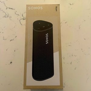 BRAND NEW Black Sonos Roam Speaker